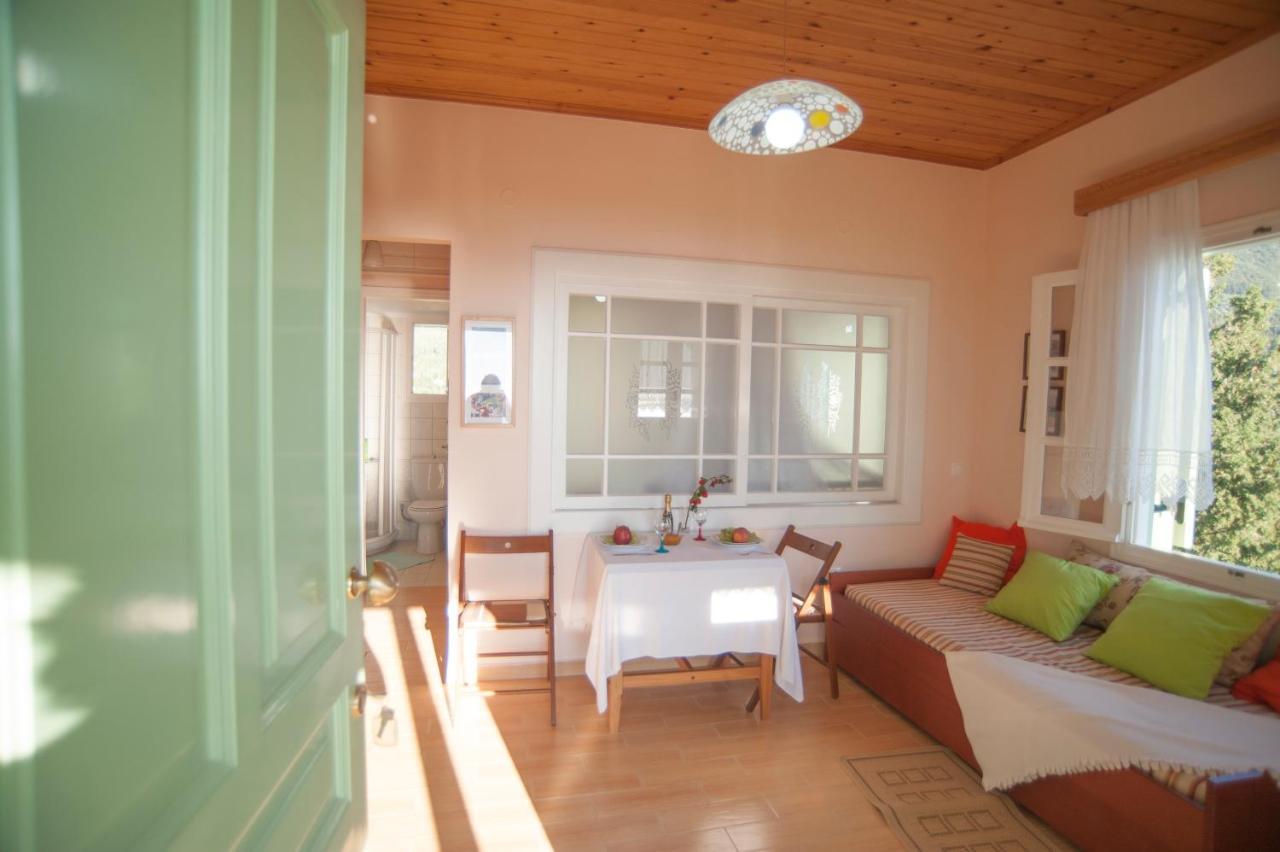 Deep Blue- Rosemary Sea View Apartment Agios Nikitas Exterior photo